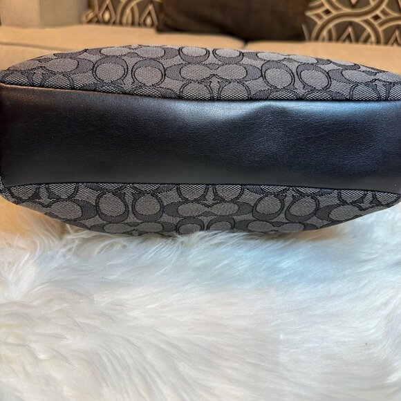 Coach Kelsey Satchel in Outline Signature - Canvas x Leather - Picture 7 of 10